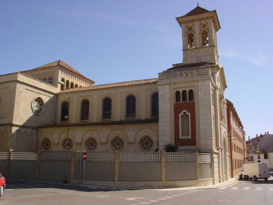 Albergue Rosa Molas Arrabal de Jesus Екстериор снимка
