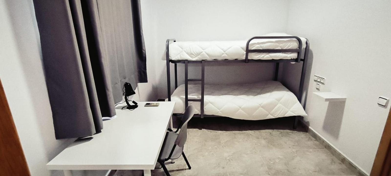 Albergue Rosa Molas Arrabal de Jesus Екстериор снимка